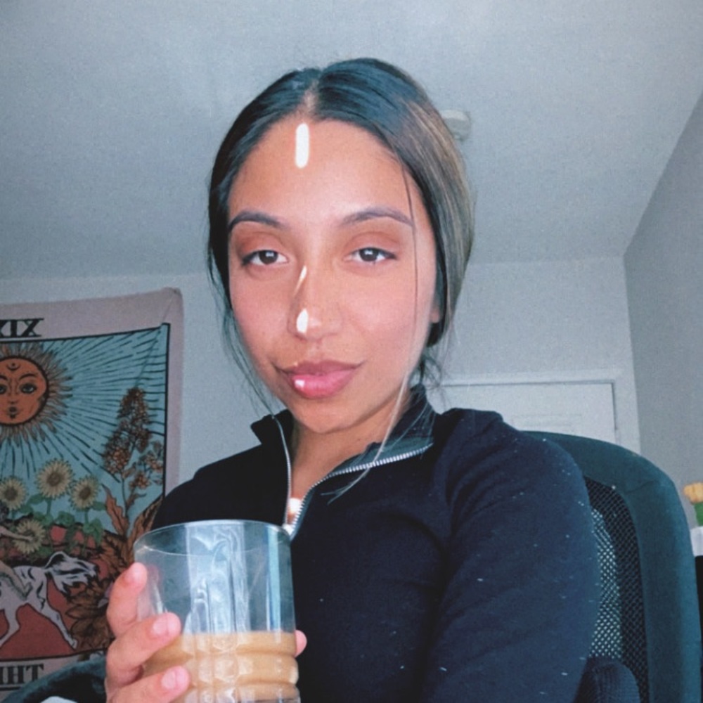 Meet your Posher, Prisila